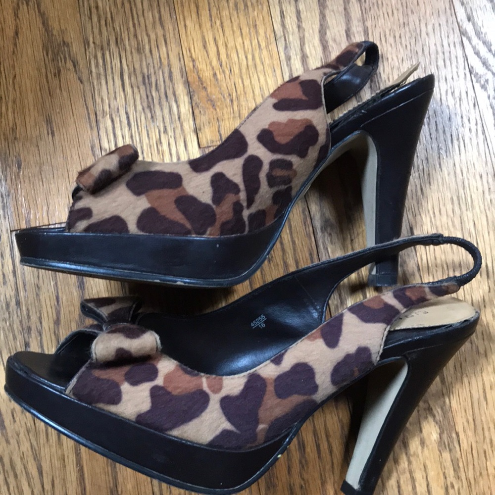 Fioni leopard slingback platform retro heels.  8. - Picture 6 of 7